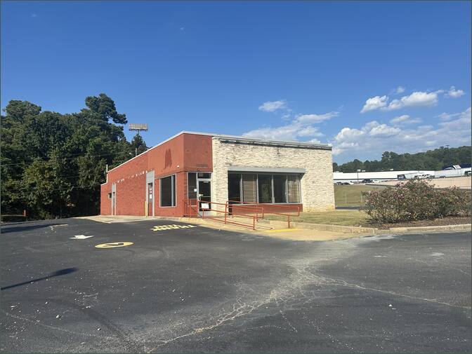                         	734 Old Grants Mill Road
                        