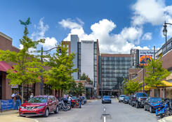 
                                	        Uptown at the Birmingham Jefferson Convention Complex
                                    