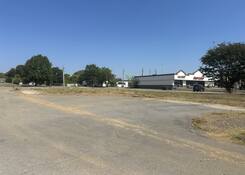 
                                	        McDonald's - 1799 Finley Blvd
                                    